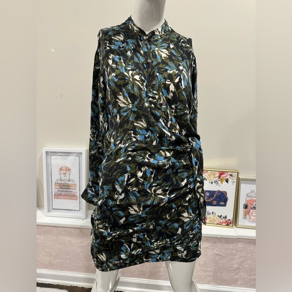 Veronica Beard Georgina Button
Front Silk Dress Green Knee Length
8 Pattern Sz 6 - Picture 6 of 11